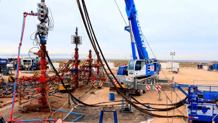 vaca-muerta- set-fractura-loma-campana-ypf