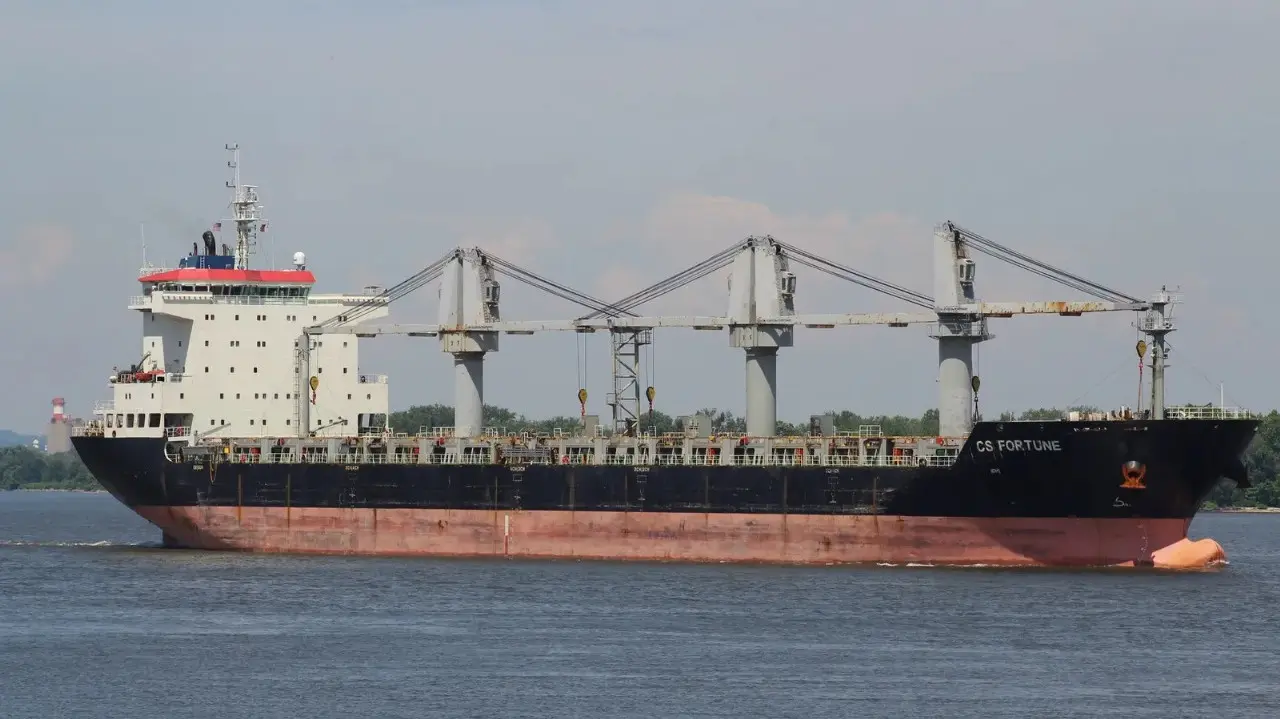 1762272956_c61990826c84df0c6643