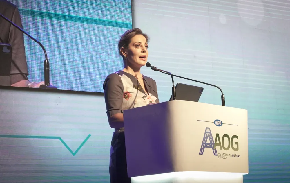 Flavia Royon AOG2023 2