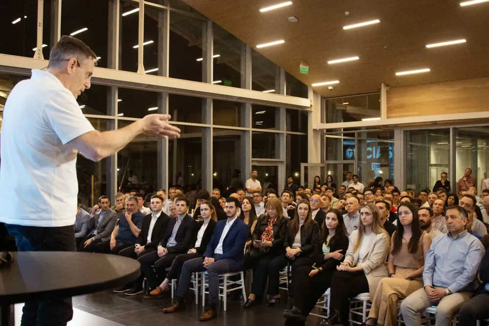 WhatsApp Image 2025-10-09 at 17.05.46 (3)