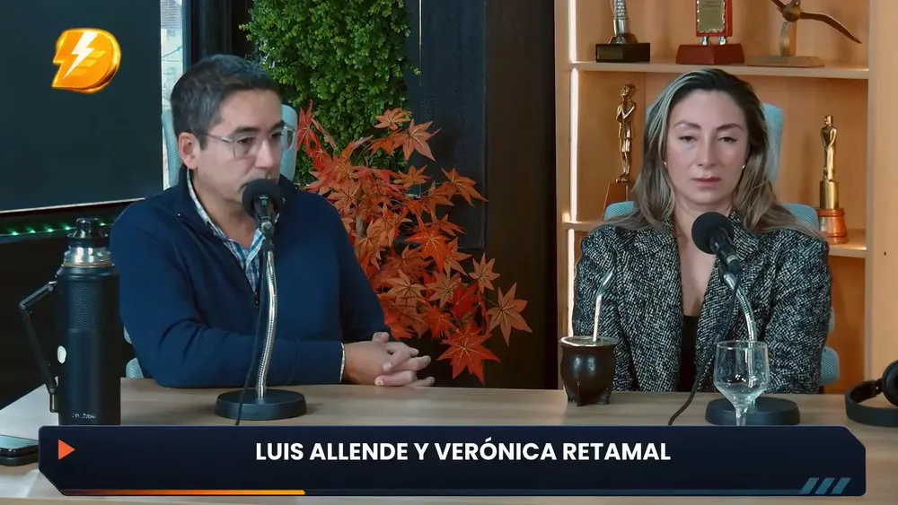 Luis Allende y Verónica -Miniatura