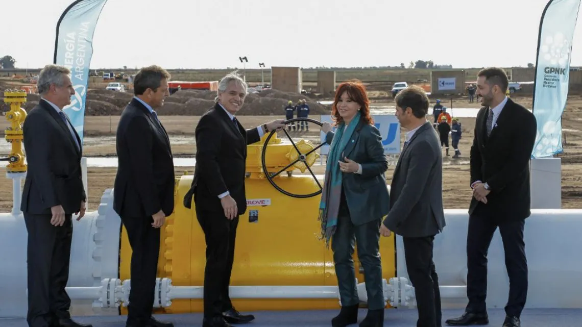 cristina-kirchner-alberto-fernandez-y-sergio-massa-en-la-inauguracion-del-gpnk-1606238