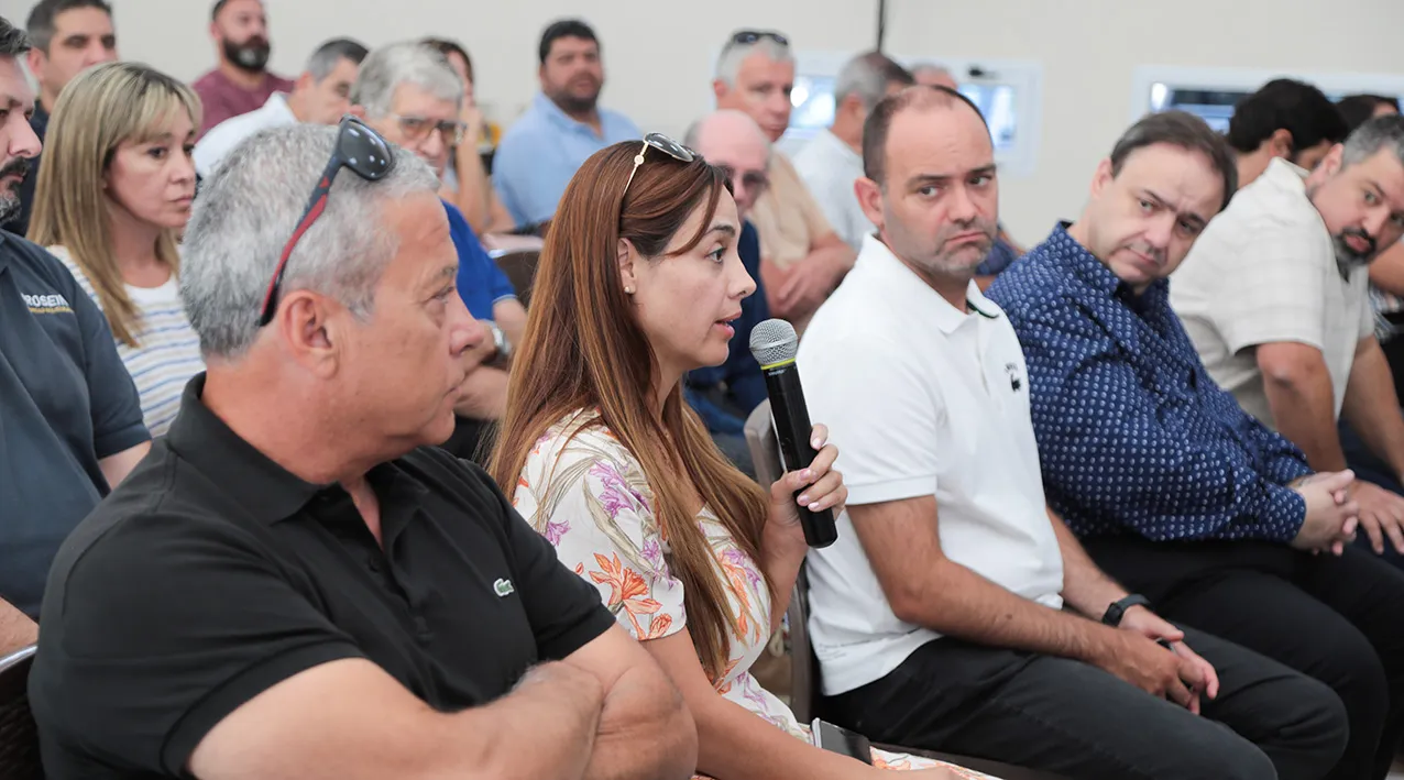 WEB-REUNION-CAMARA-PYME-PETROLEROS-3G3A0040